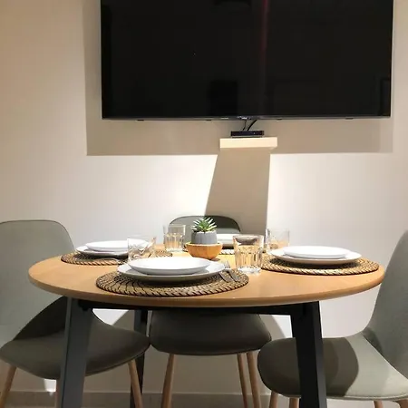Eden Apartment *